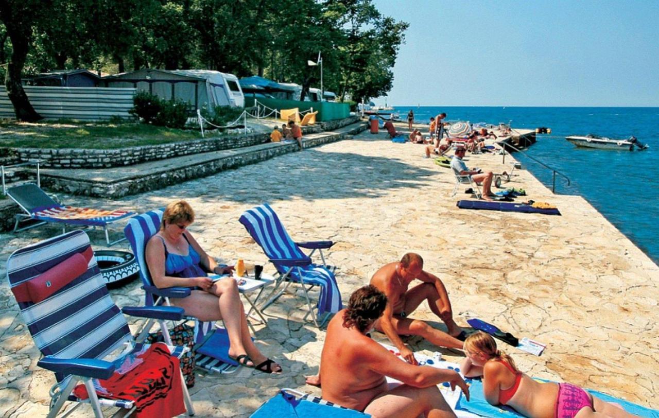 Anamarija Apartments Near The Beach And The Fantastic Adria Sea With Over 10 Small Islands Close By Funtana Exterior photo